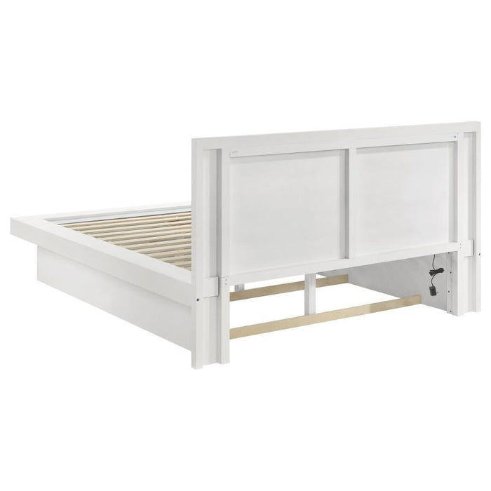 Jessica - Platform Bed with Rail Seating