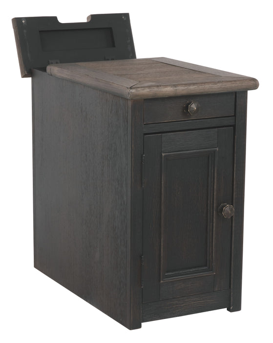 Tyler - Grayish Brown / Black - Chair Side End Table