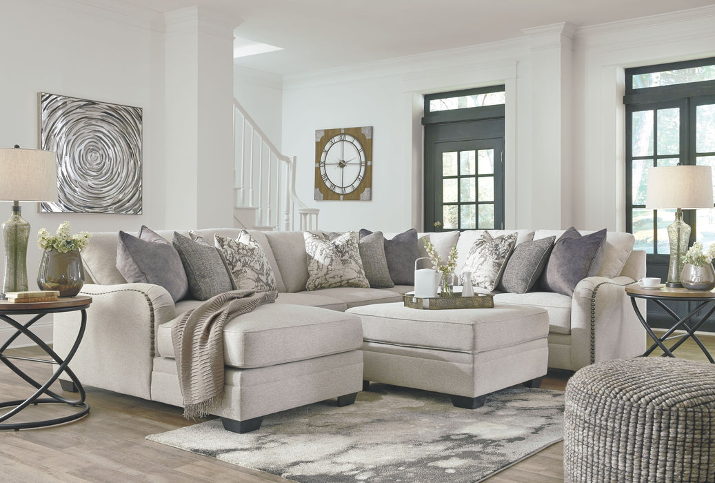 Dellara - Sectional Set