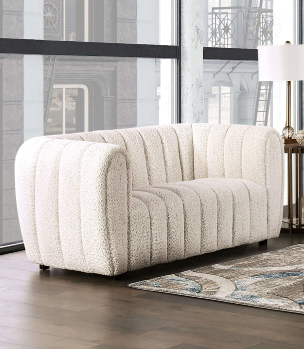 Aversa - Loveseat