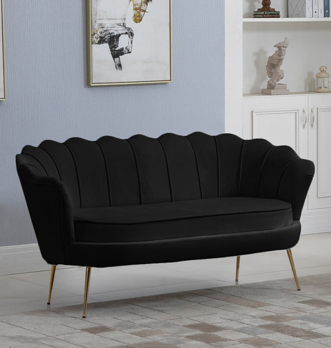 Gardenia - Loveseat