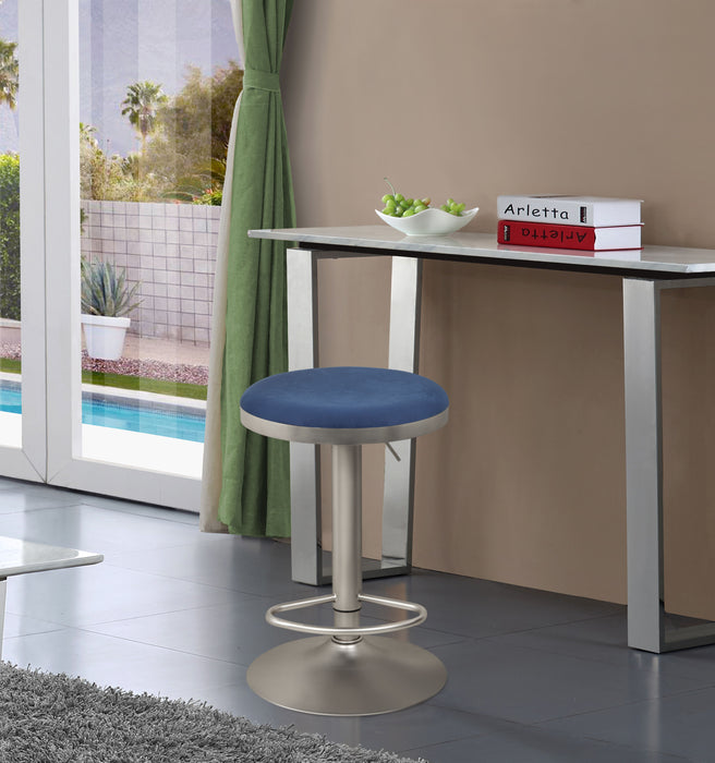 Brody - Adjustable Stool