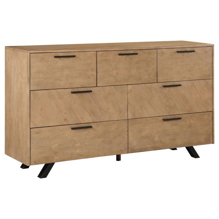 Taylor - 7-Drawer Rectangular Dresser - Light Honey Brown