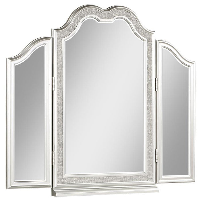 Evangeline - Vanity Mirror With Faux Diamond Trim - Silver